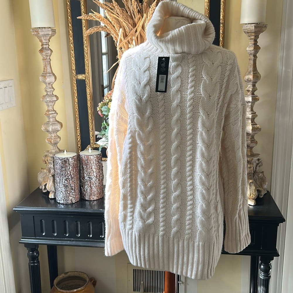 Cashmere & Wool Turtleneck Knit Sweater - Cream - Picture 14 of 14